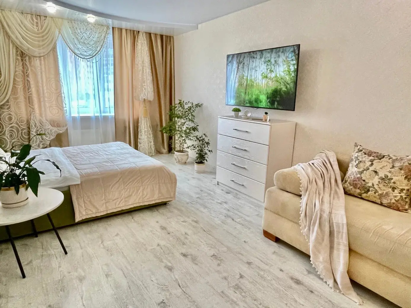 Квартира на Севастопольской 17