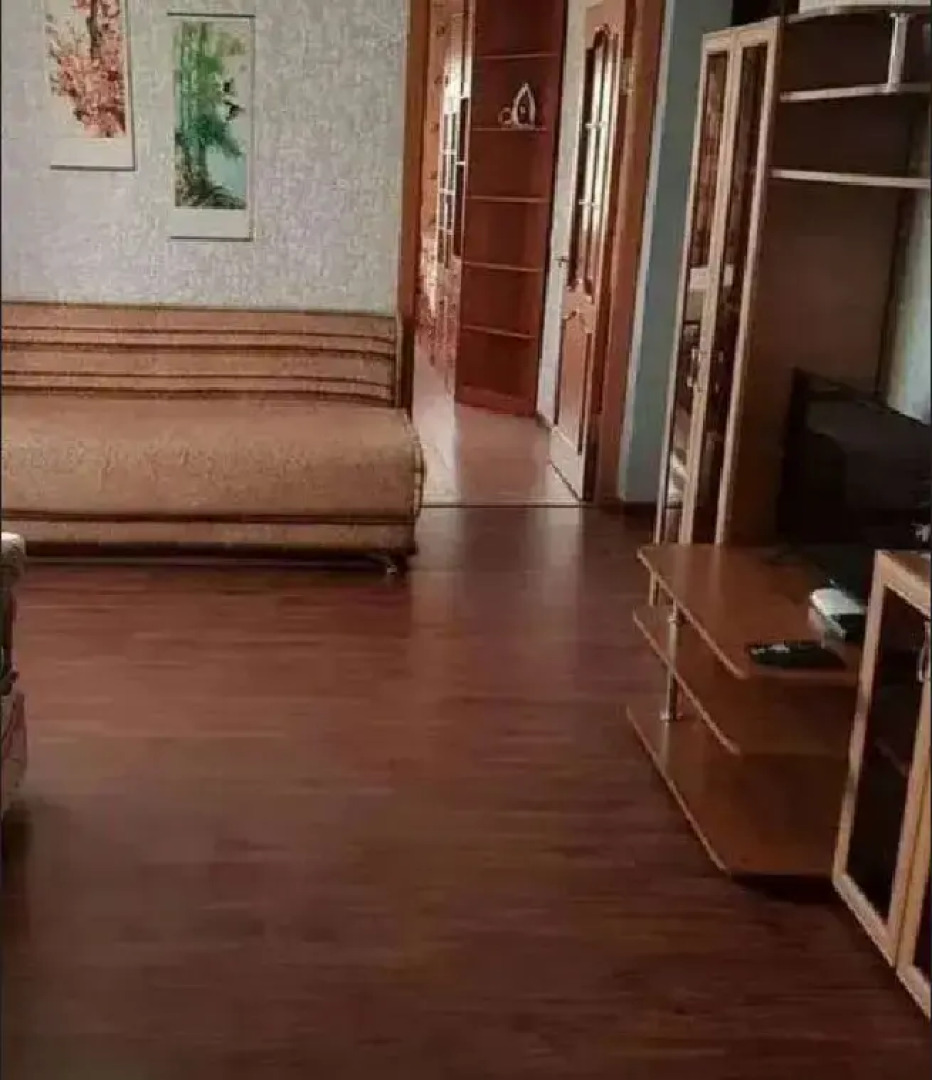 Апартаменты Розы Люксембург, 9