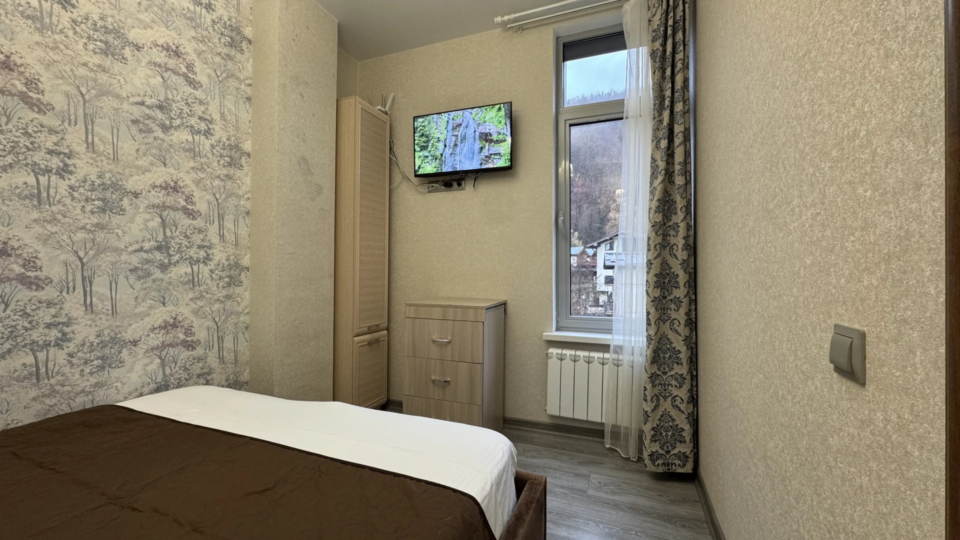 Квартира с отдельной спальней и видом на горы на Березовой 28/1 Я на море