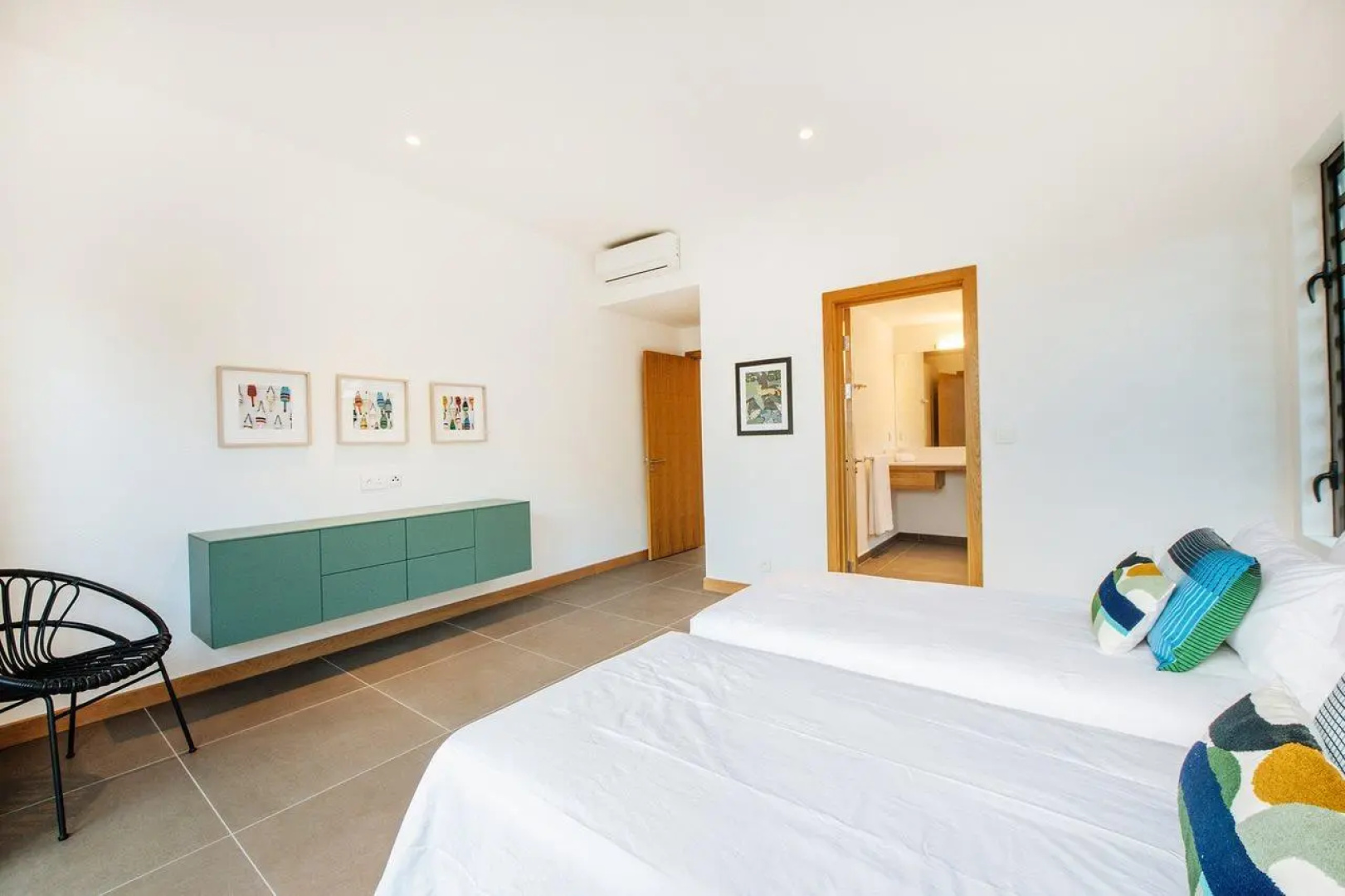 Mythic Suites & Villas