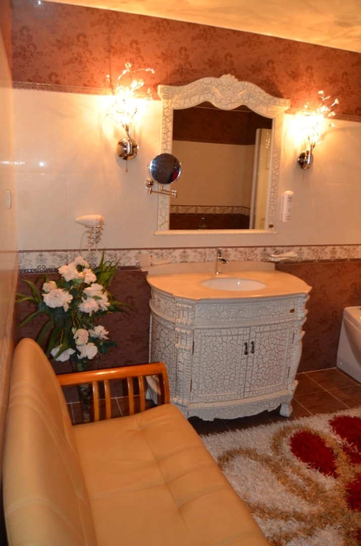 Отель Ренессанс