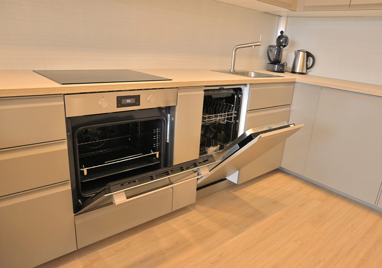 Апартаменты Luxury Grand Apartments