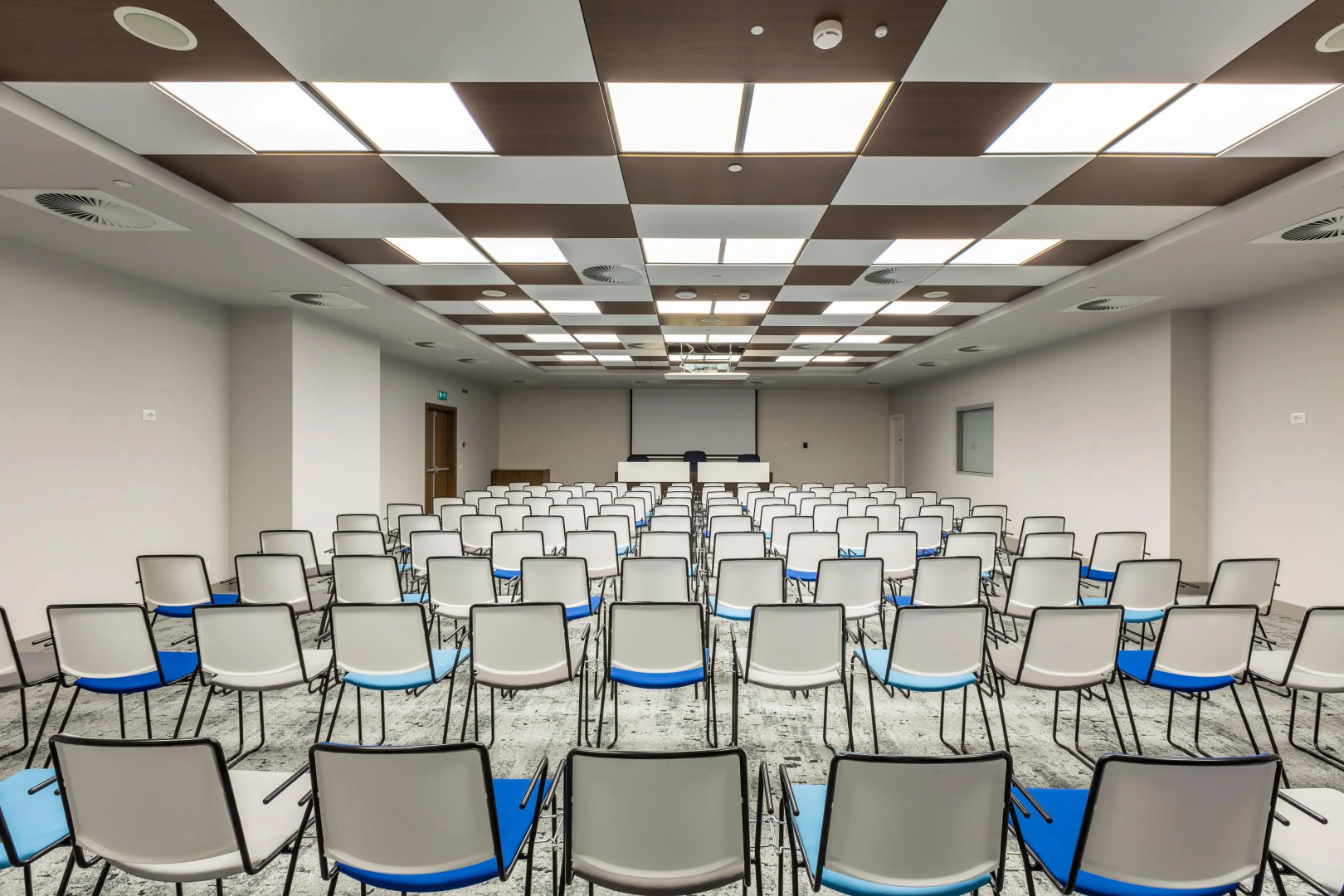 Отель Mercure Almaty City Center