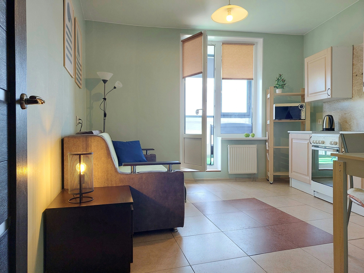 Апартаменты на проспекте Обуховской Обороны 110