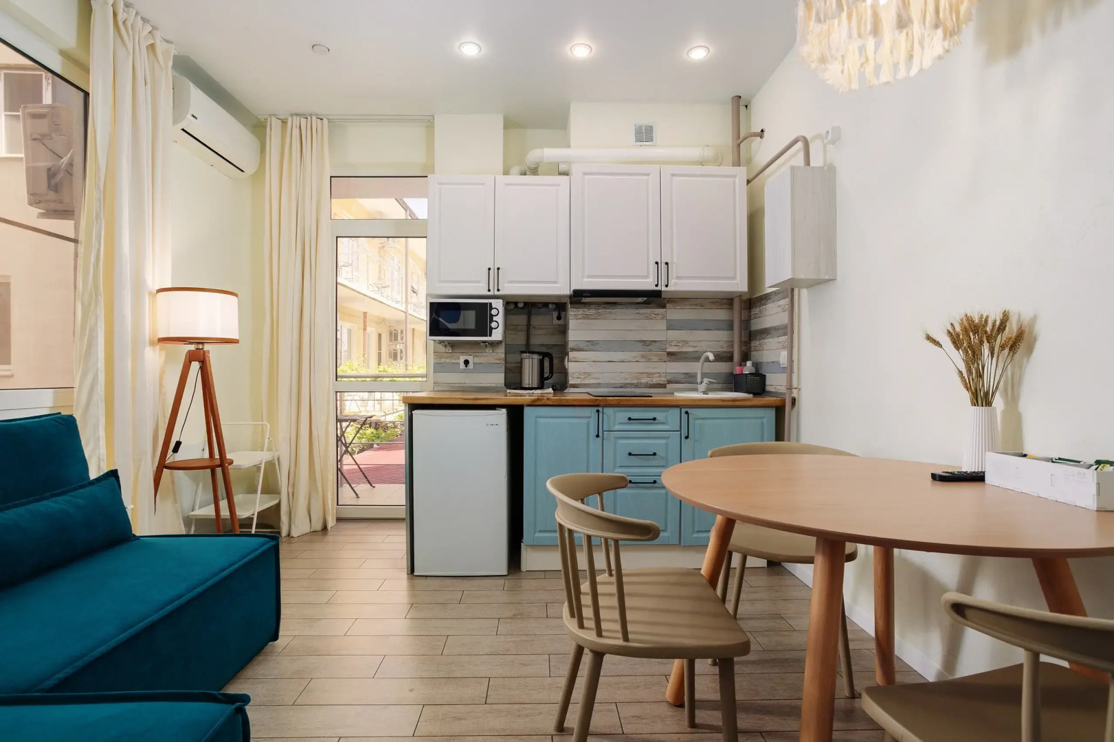 Апартаменты Море Апартаментов на Тростниковой 35-2