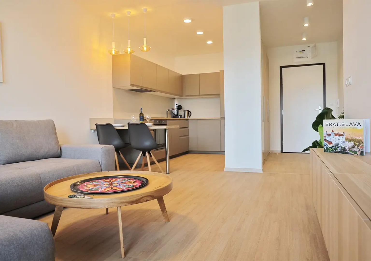 Апартаменты Luxury Grand Apartments