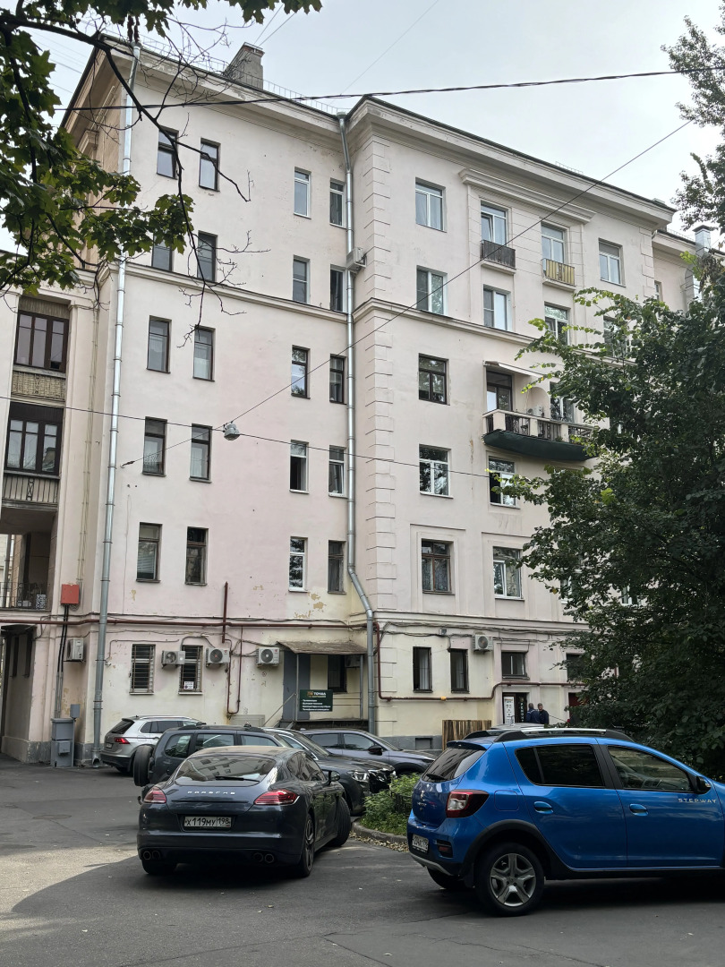 Квартира с сауной и балконом