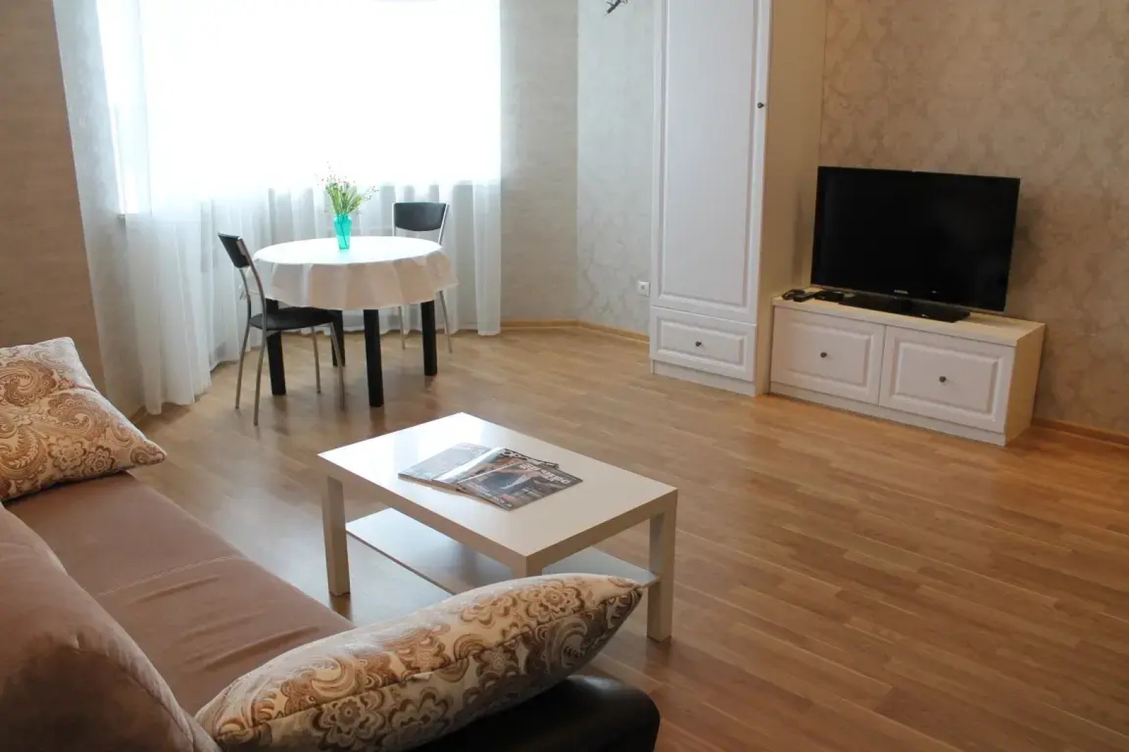 Апартаменты Столичный 10