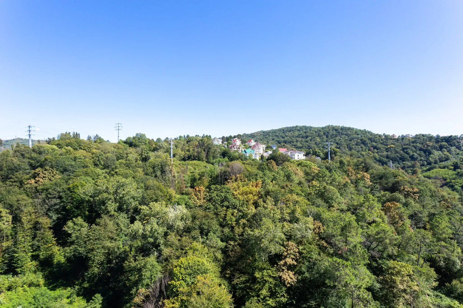 Студия с балконом и видом на горы. Аллея 392