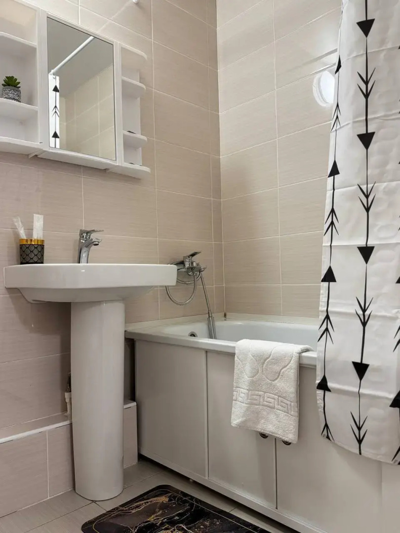 Квартира на улице 9 Января 68к1