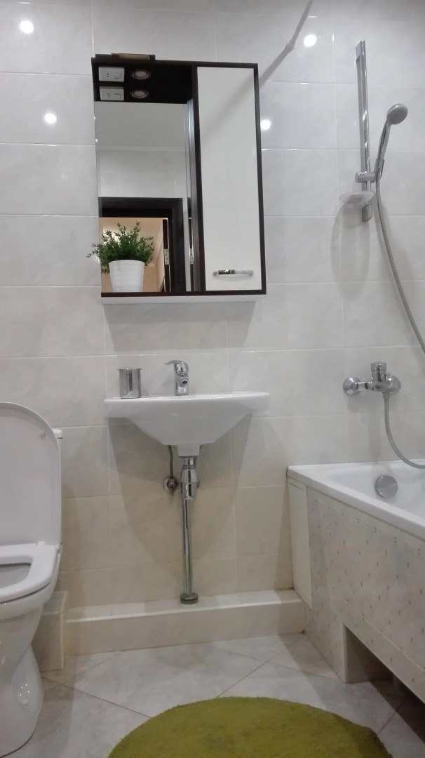 Квартира двухкомнатная на Маркова 8/2 с видом на залив