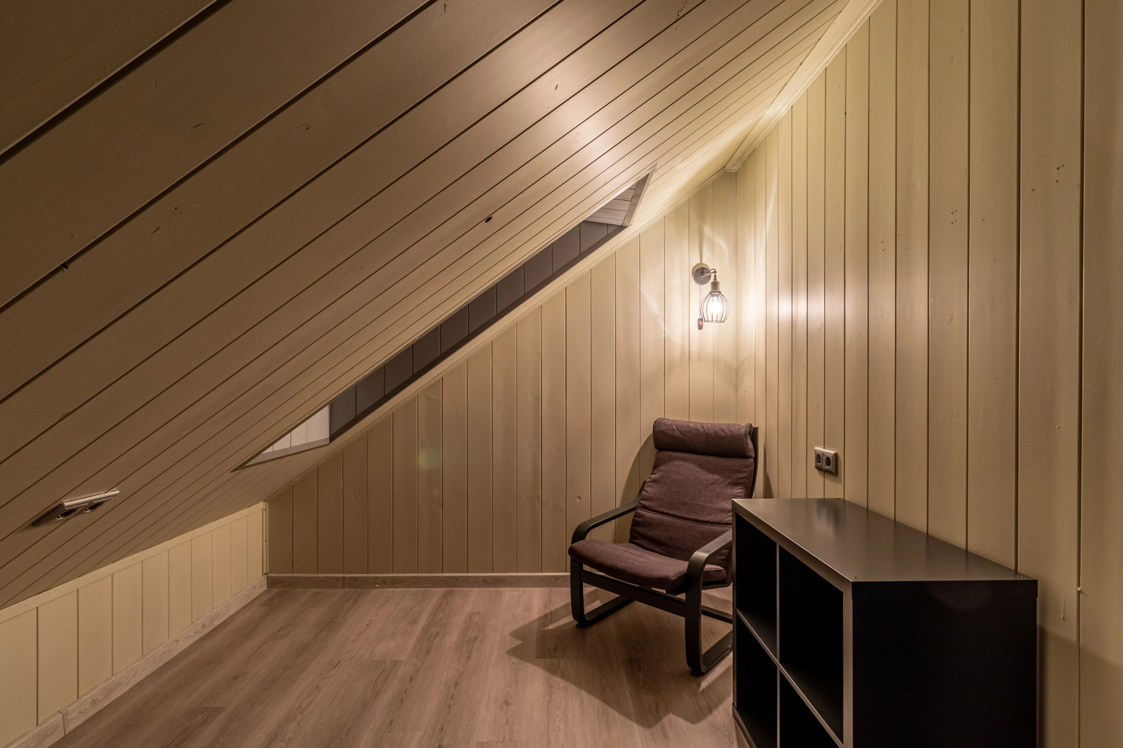 Апартаменты - Студия в Районе KMЗ