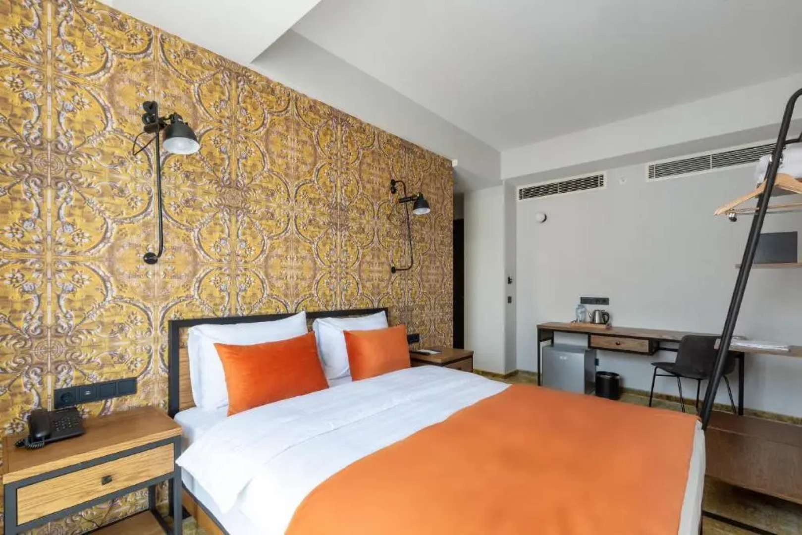 Отель Biography Tbilisi