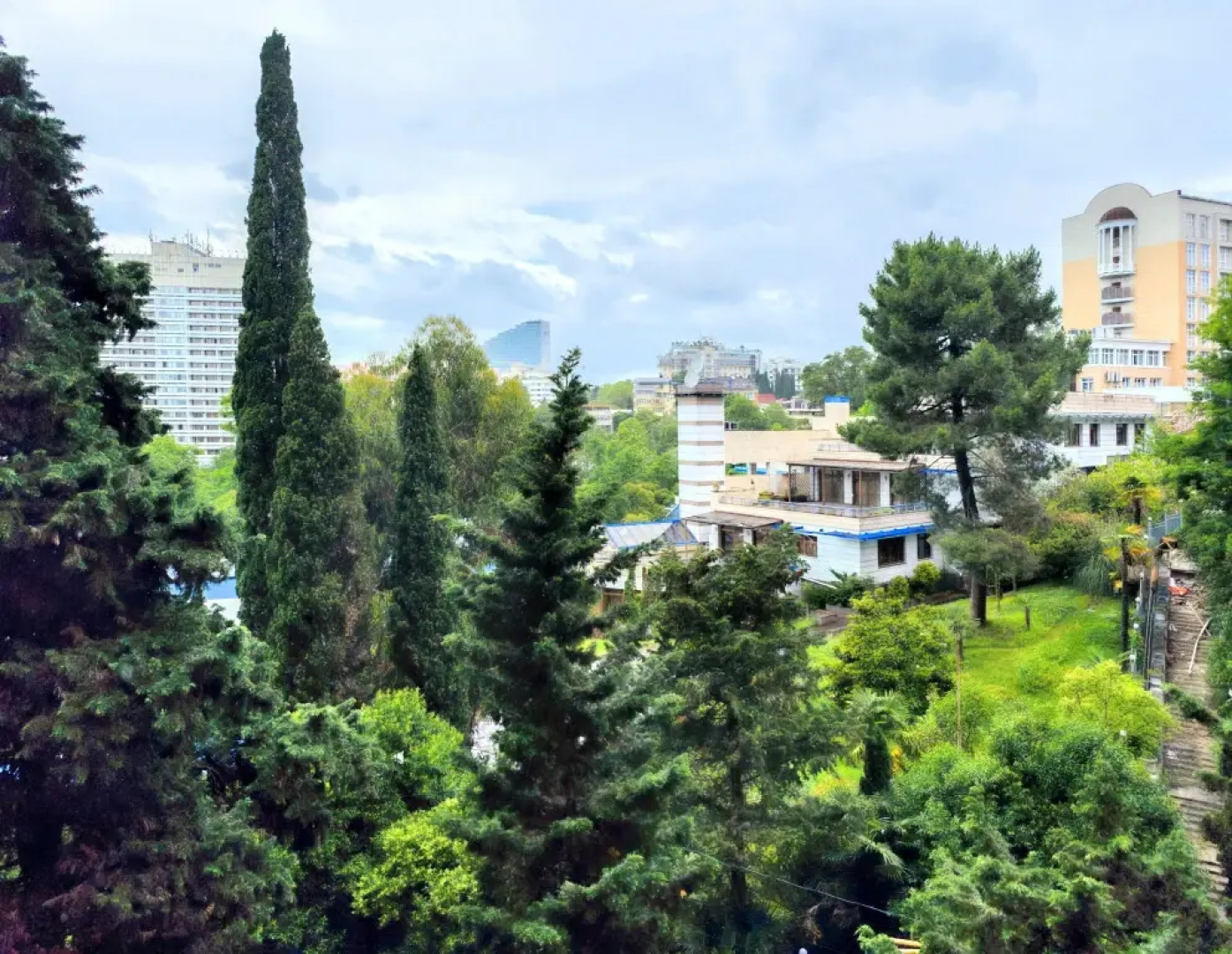Апартаменты M Apartments SvetlanaPark