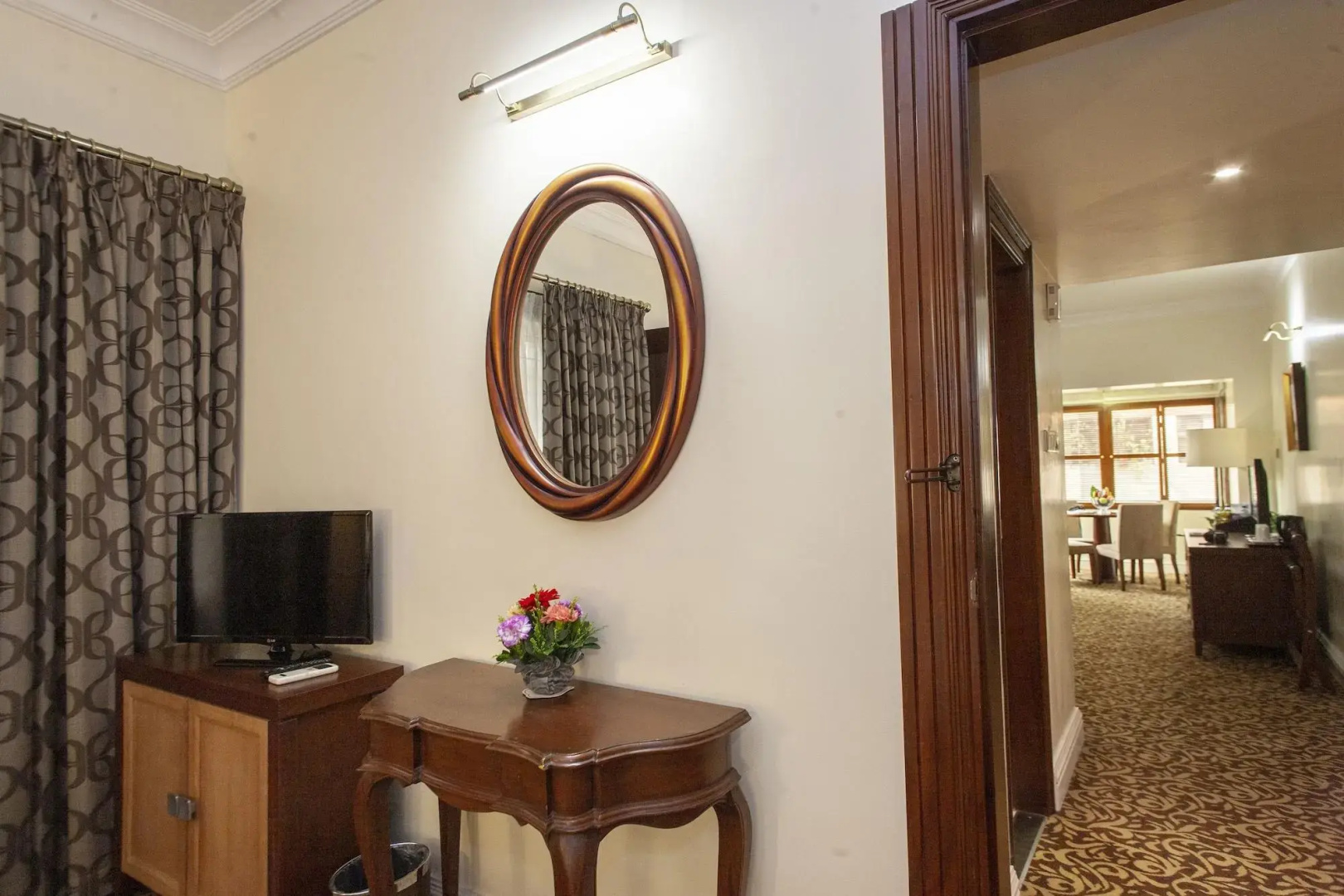 Отель Royal Park Residence