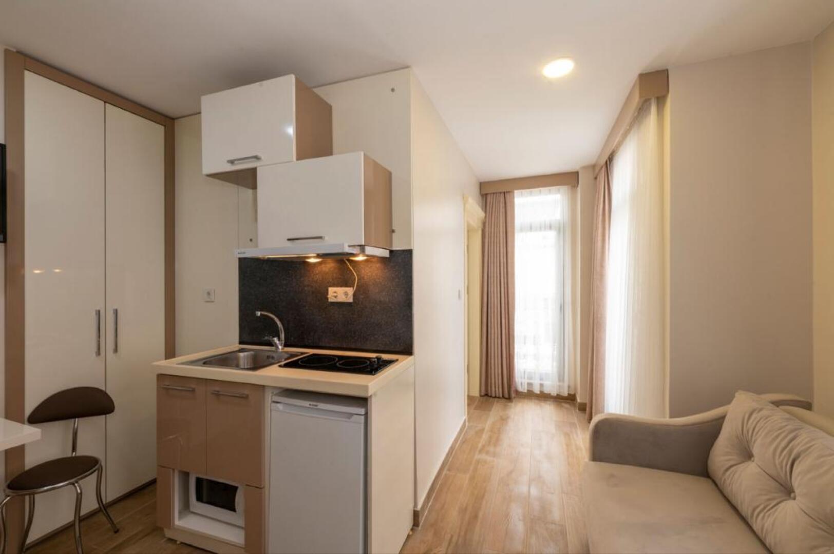 Отель Taksim Peri Suite