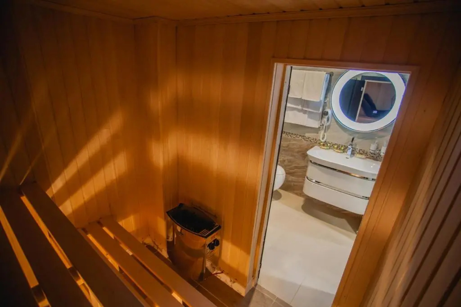 Отель Alex Aqua