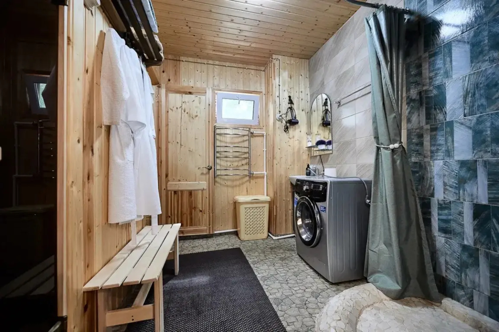 Частный дом ДваДомаПаратунка 1