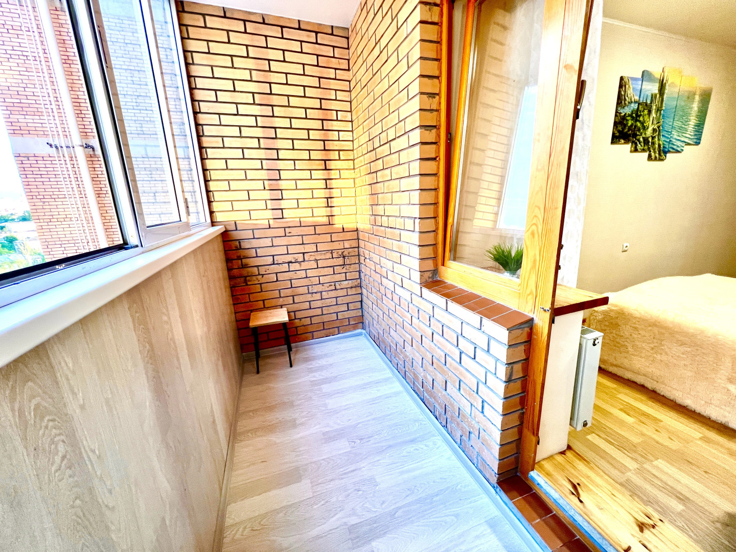 Апартаменты двухкомнатные на 13 этаже в ЖК Современник рядом с МТЛ-Арена