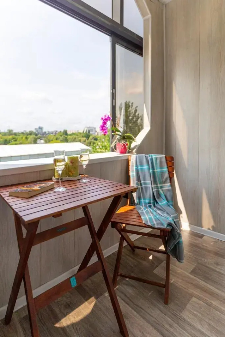 Квартира Кант за Окном