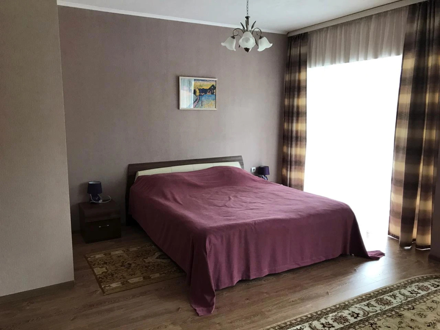 Отель Апрель