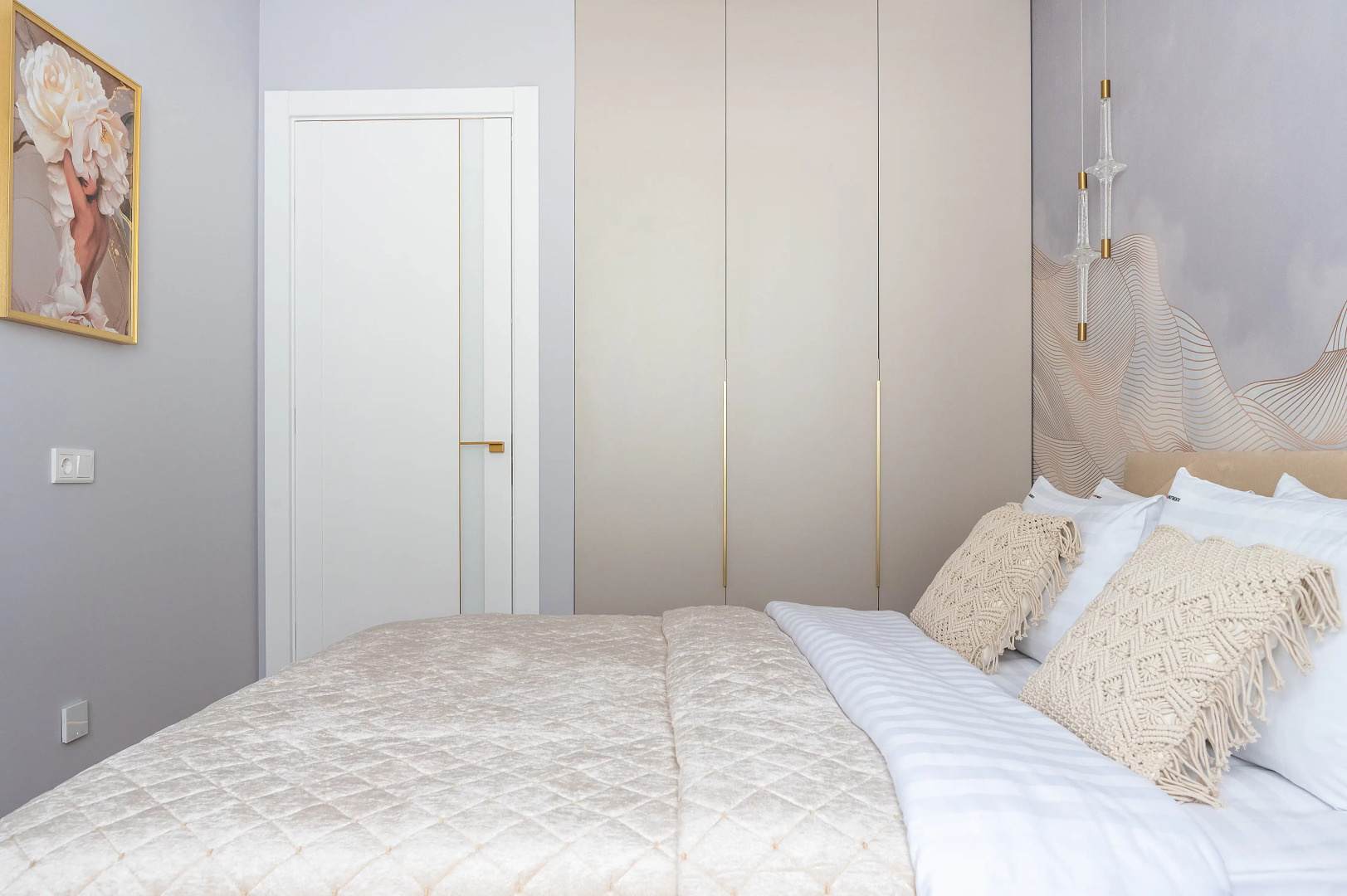 Апартаменты Red Apartments Арт Лайт Сити Апартамент Корелли