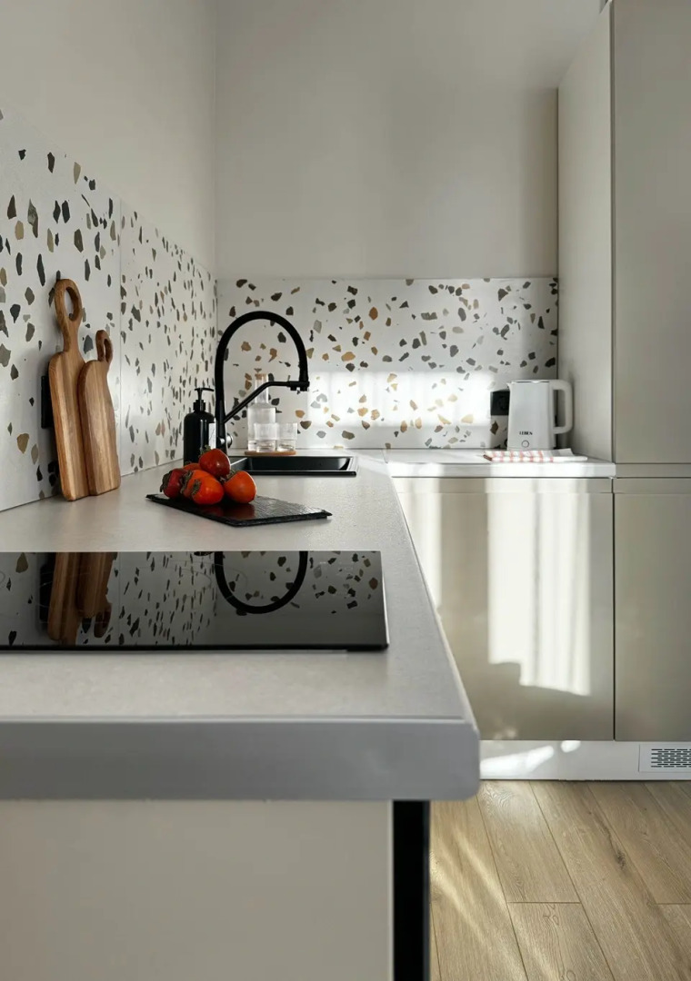 Квартира-студия от GoodHome_ekb в современном районе Академический