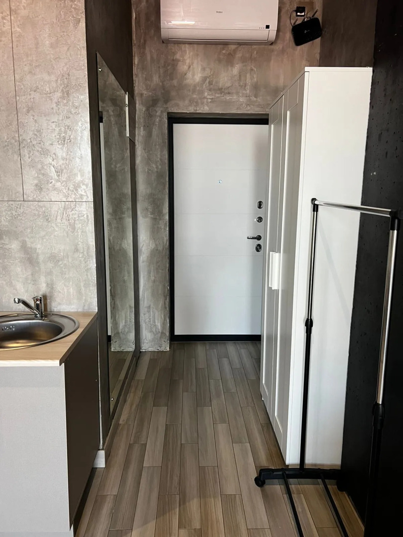 Апартаменты на Верхнеторговой 4