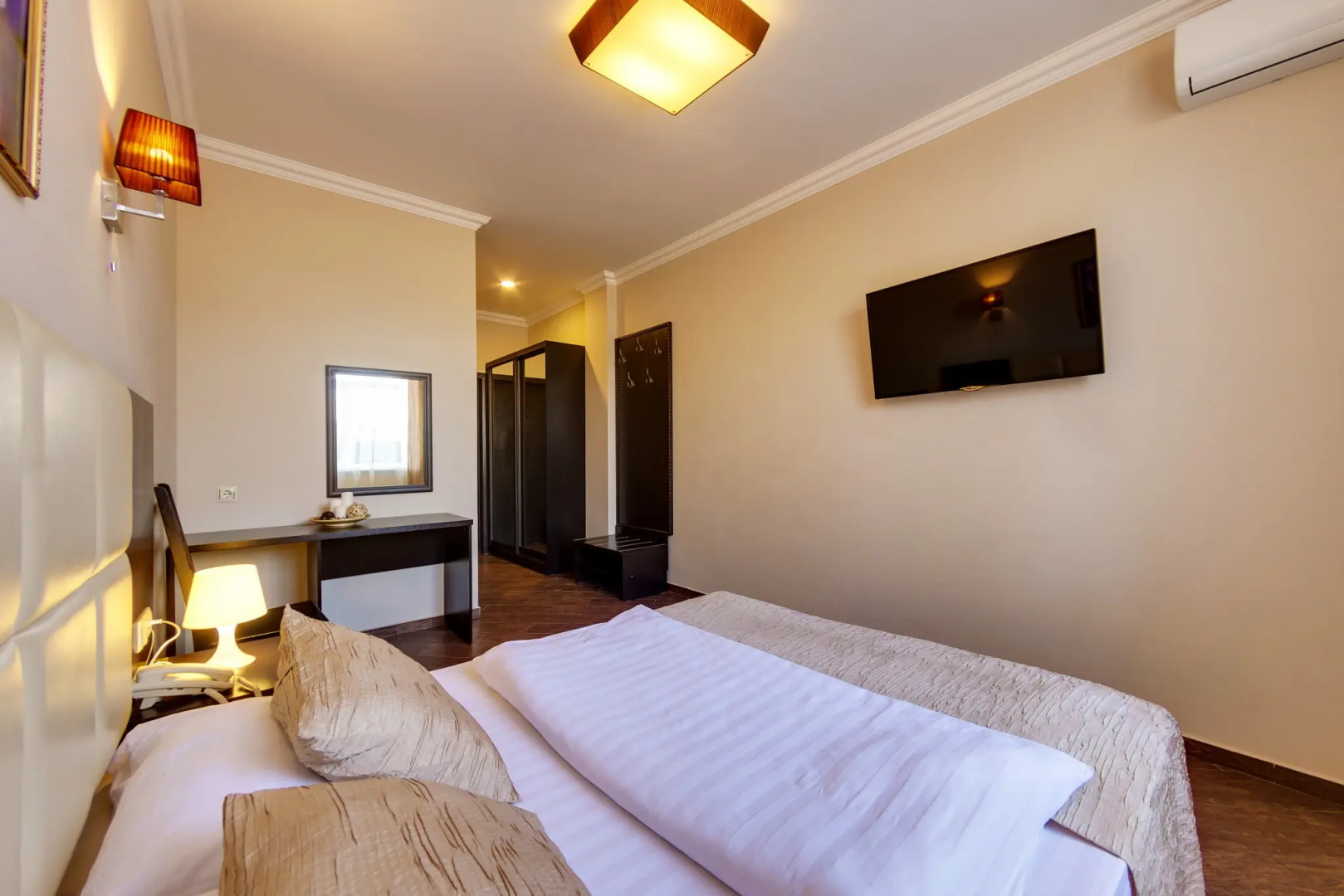 Отель Мартон Стачки