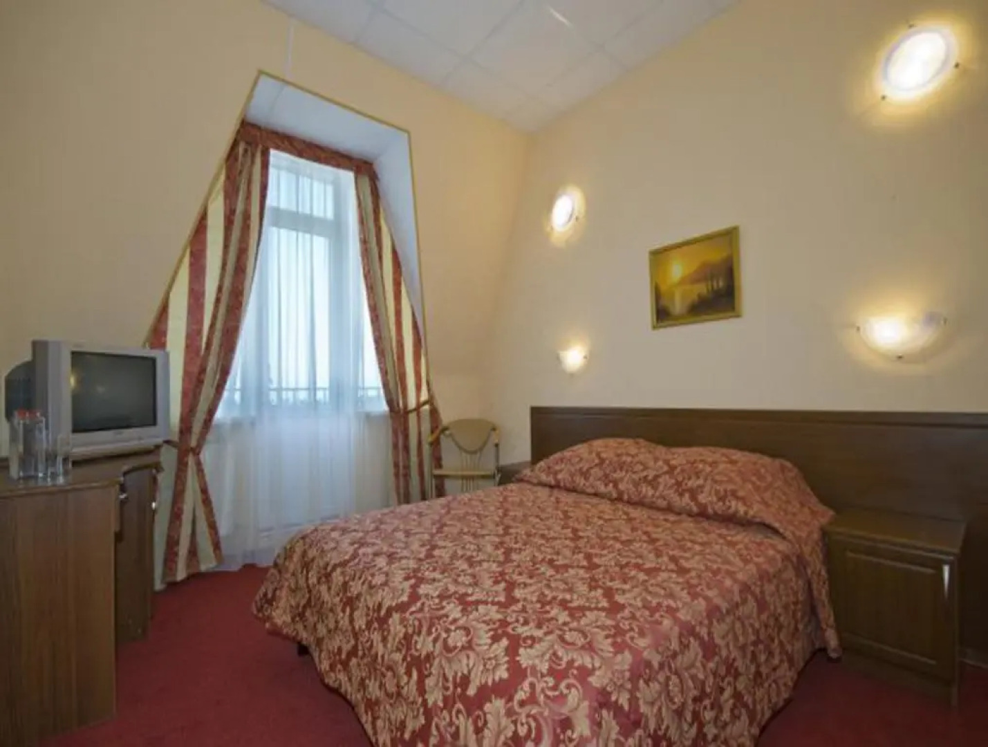 Отель Мирабель