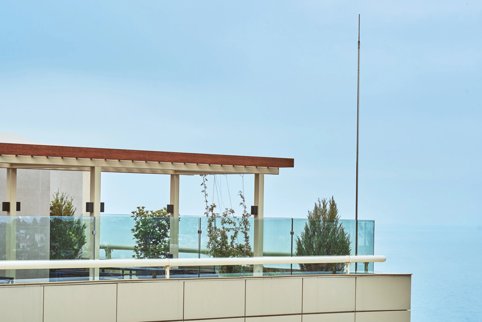 Апартаменты Метрополь Lamare Трехкомнатные с Балконом и Бассейном на Крыше