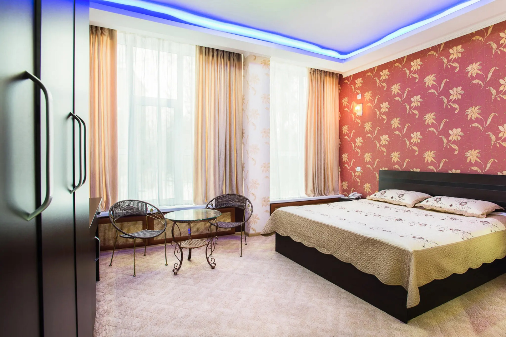 Городской отель Казахфильм