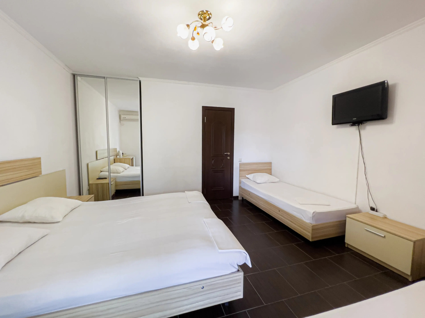 Гостевой дом Дельфин на Черноморской