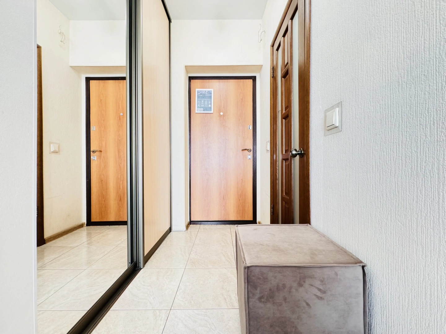 Апартаменты Hugge Place в самом центре [Объект 96]