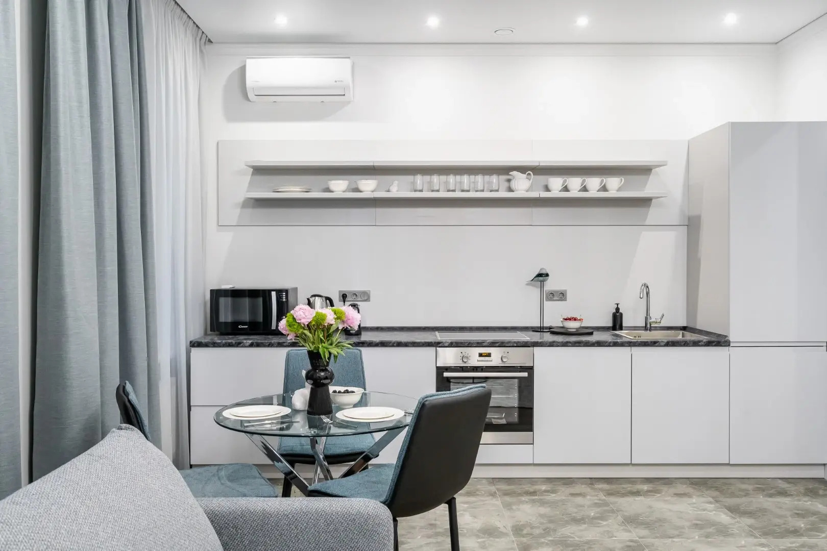 Апартаменты Очарование залива в ЖК Русские сезоны