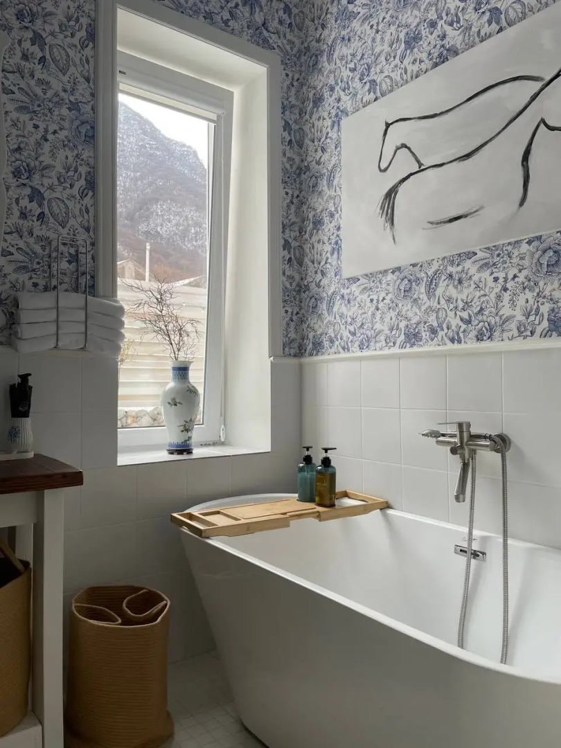 Частный дом с Бассейном у Леса