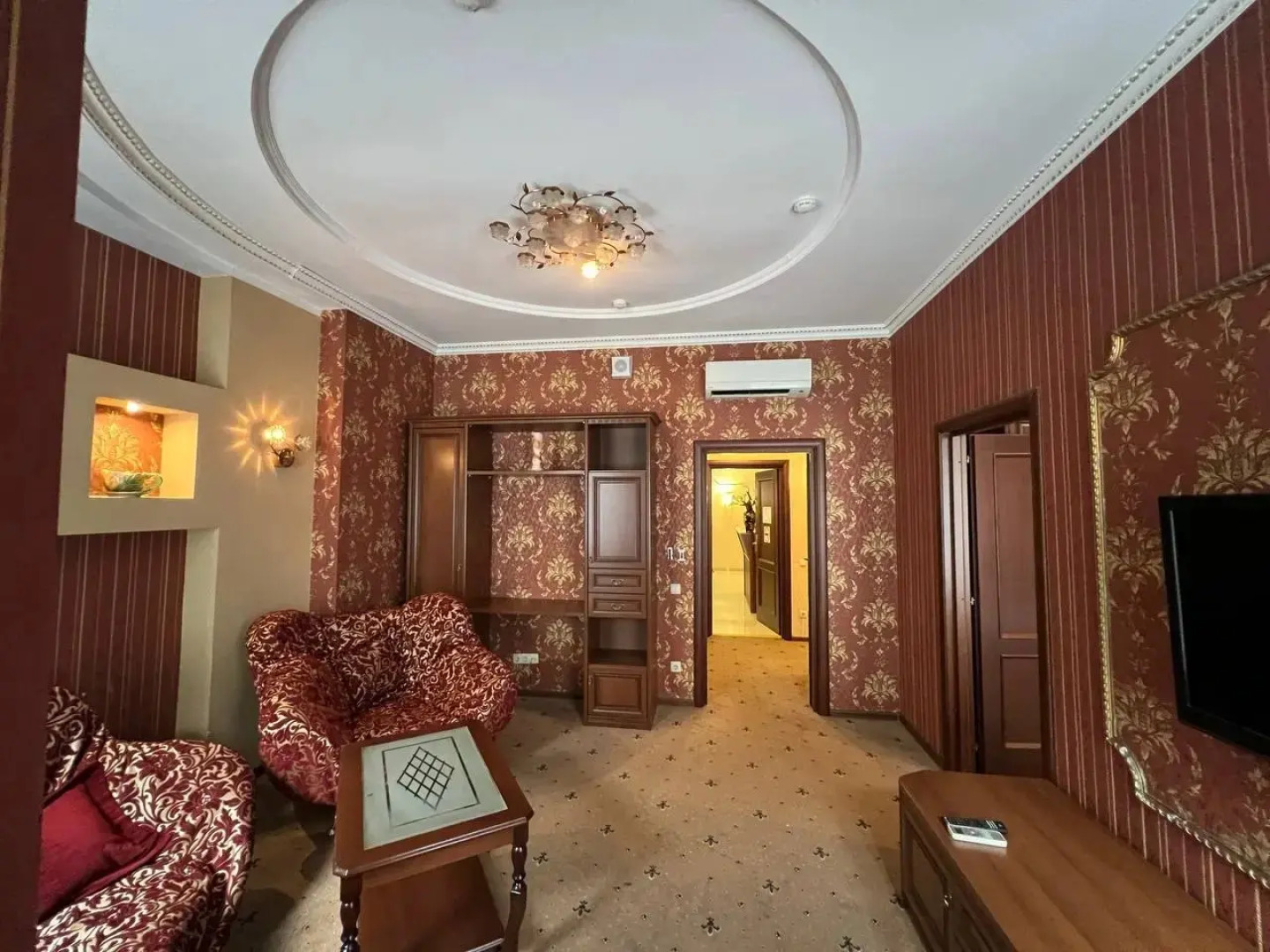 Отель Автор