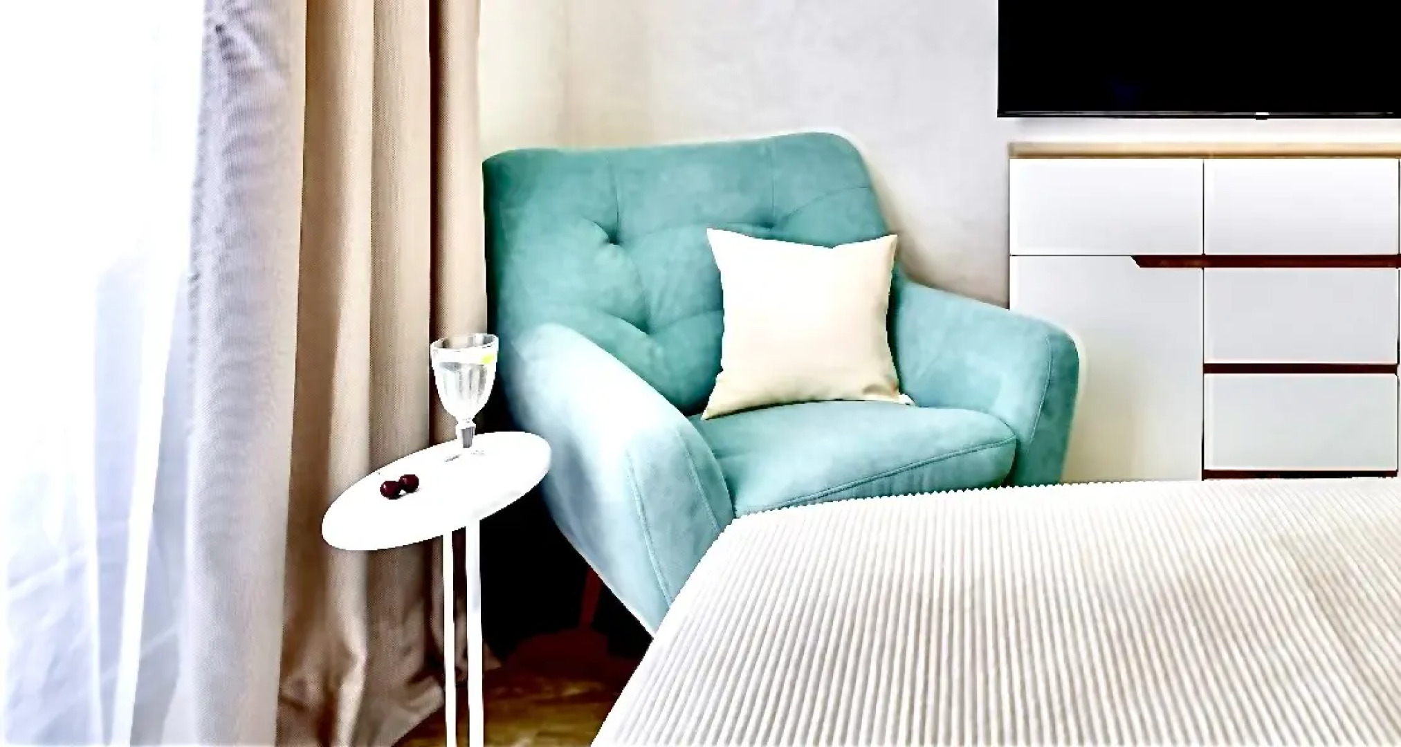 Апартаменты на Уральской 75/6