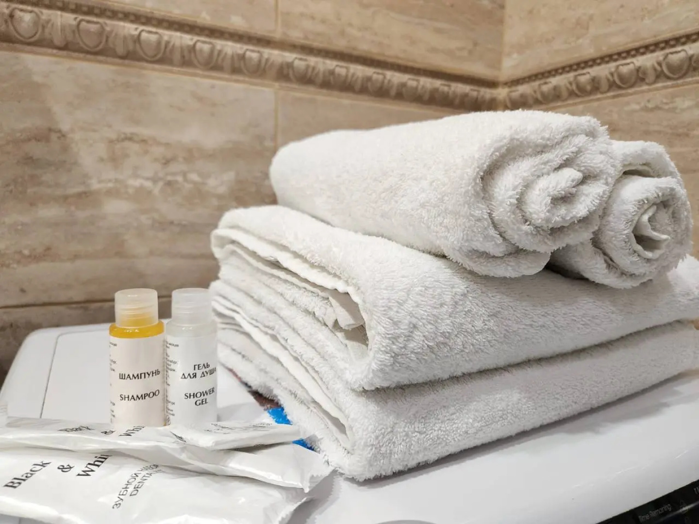 Апартаменты Runway Apartments