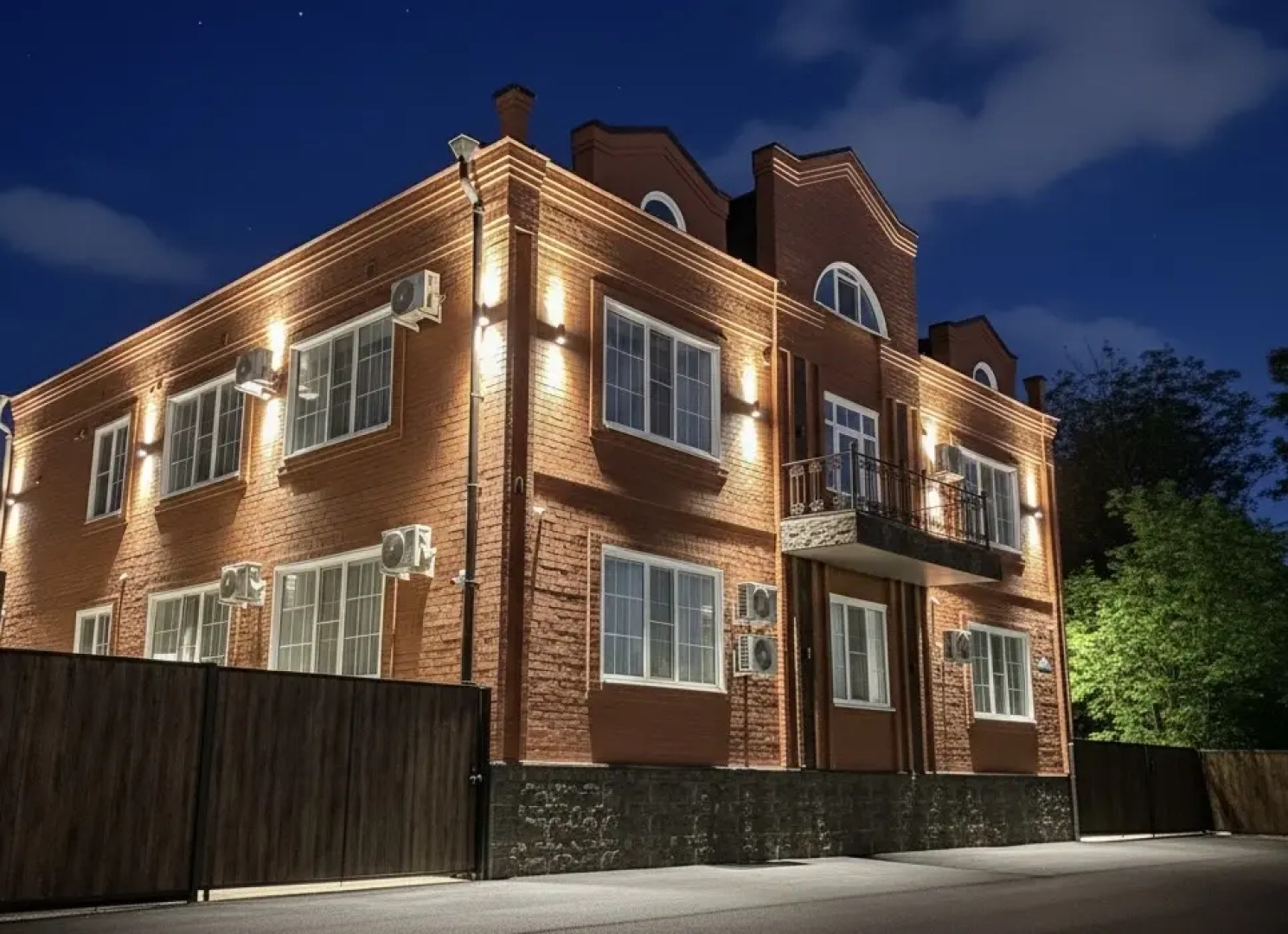 Гостевой дом Eva Apartments