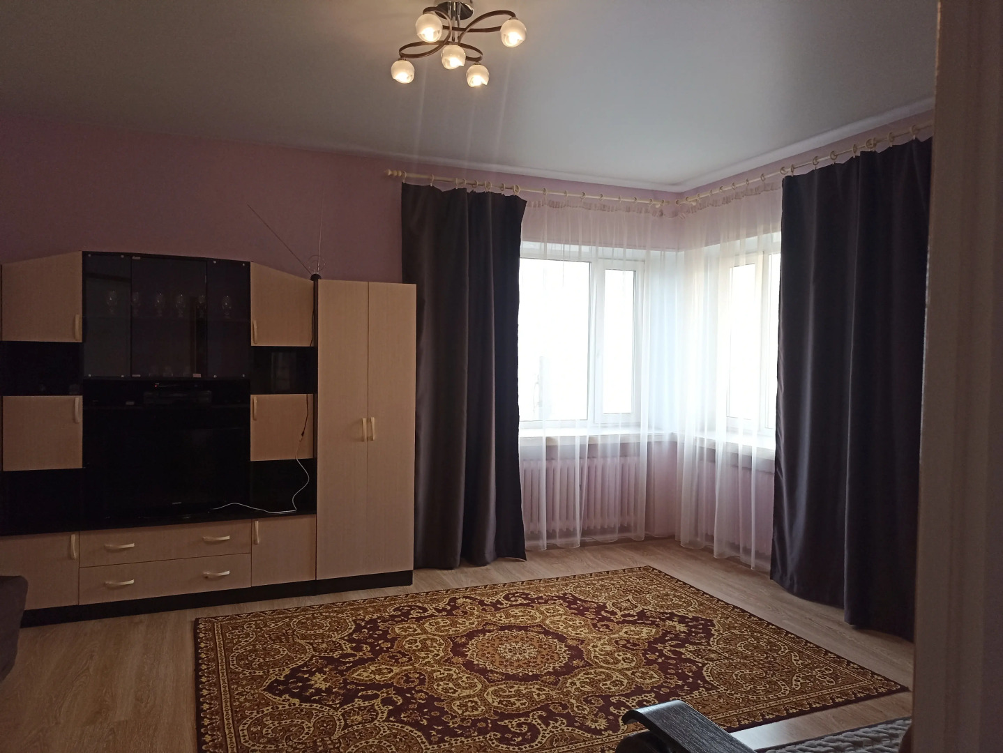 Апартаменты Просторные в Центре с видом на озеро