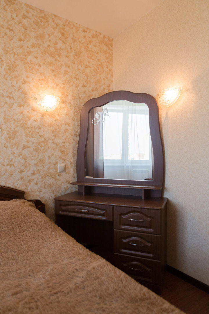 Bulvar 60-Letiya Pobedyi 10 Apartments