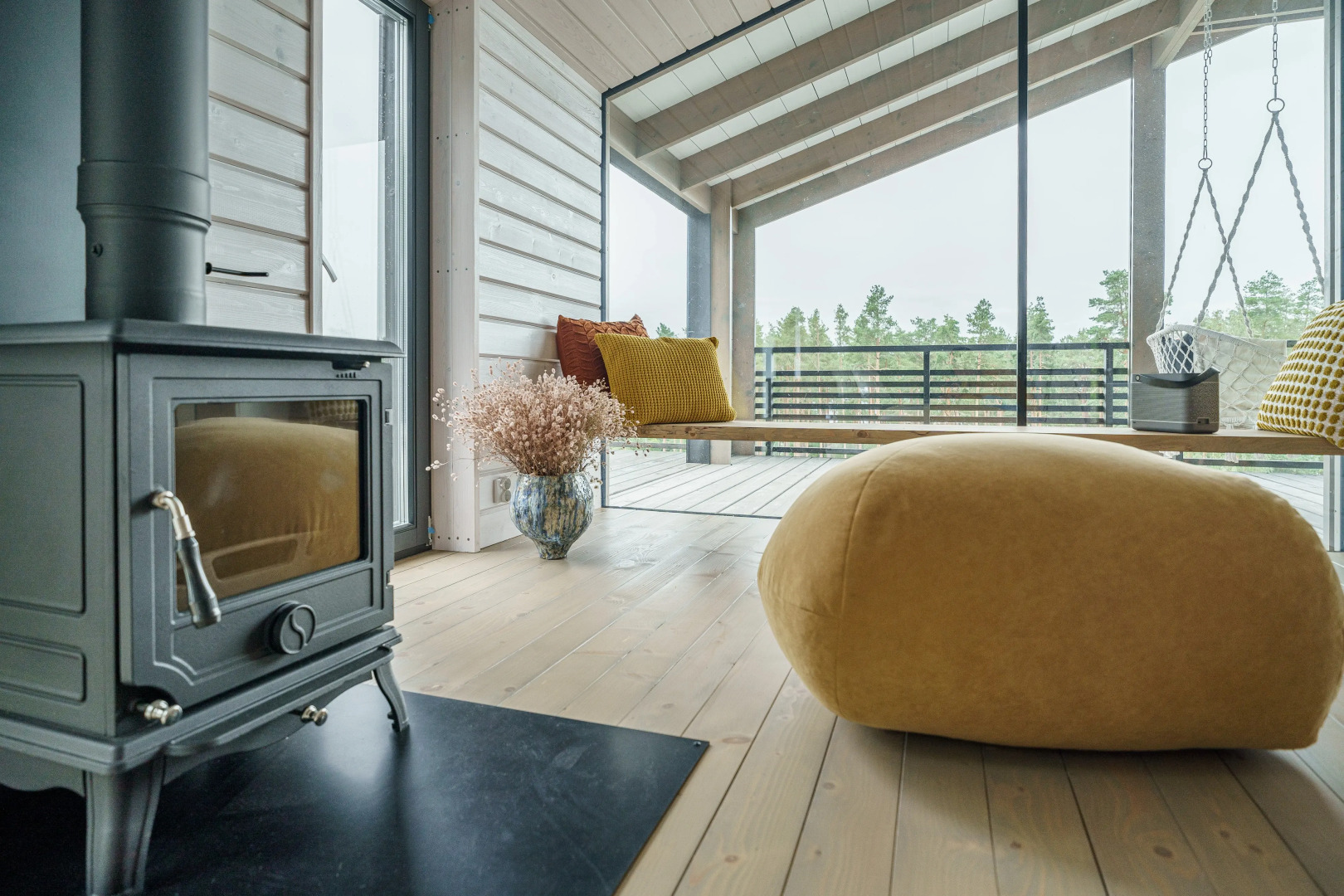 Частный дом коттедж семейный три тома  у Финского залива