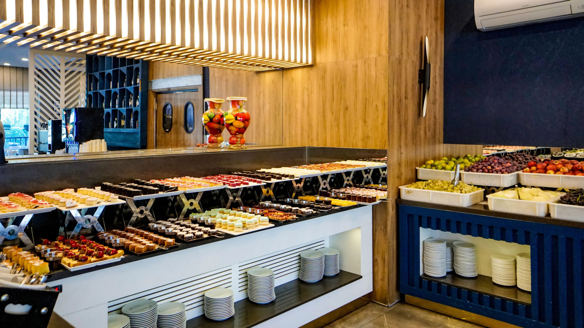 Отель Istanbul Beach