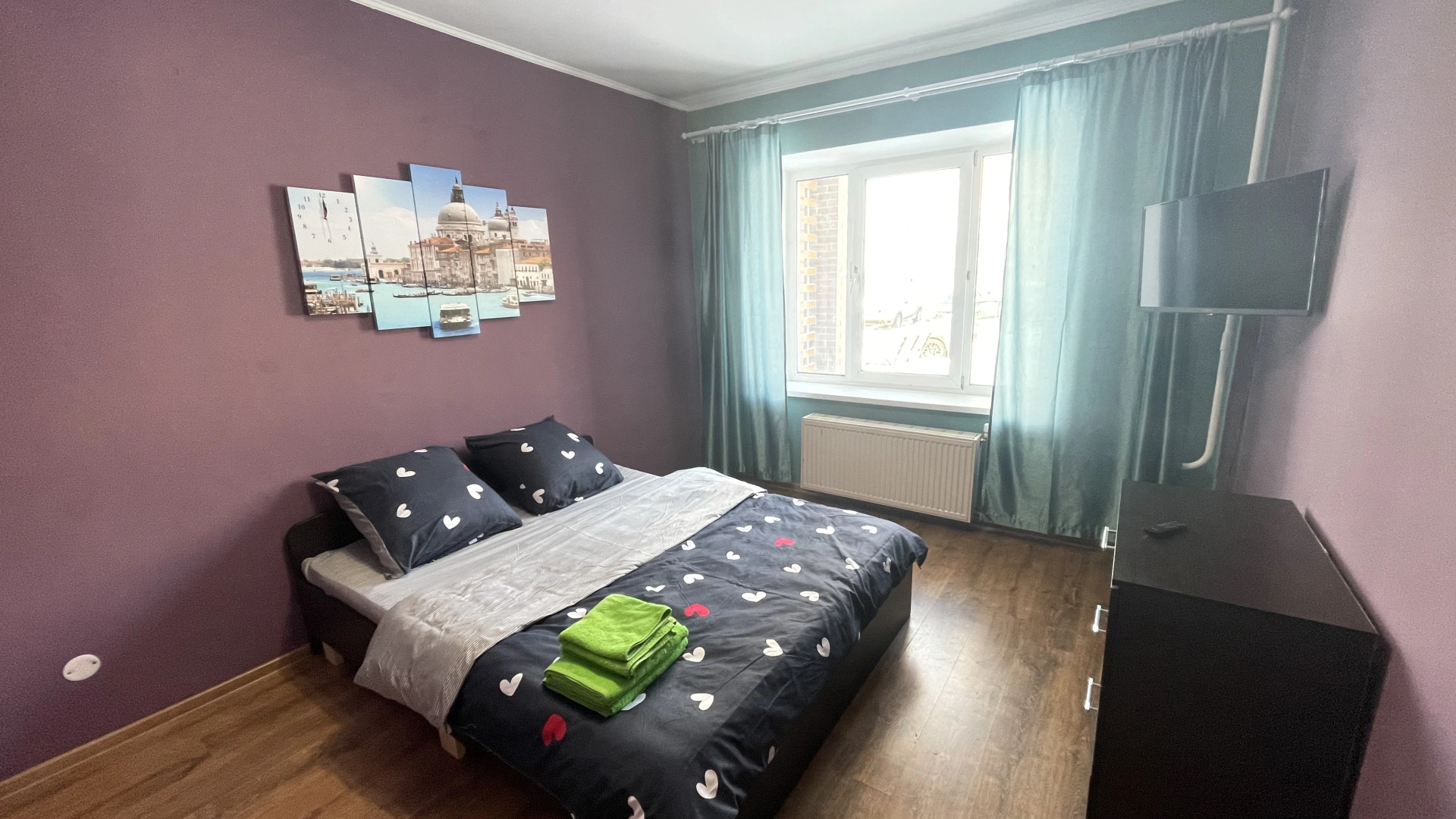 Апартаменты Вертолетная 4/2