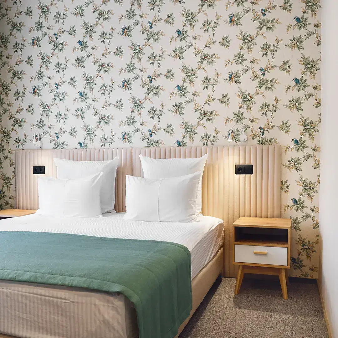 Отель Лесники