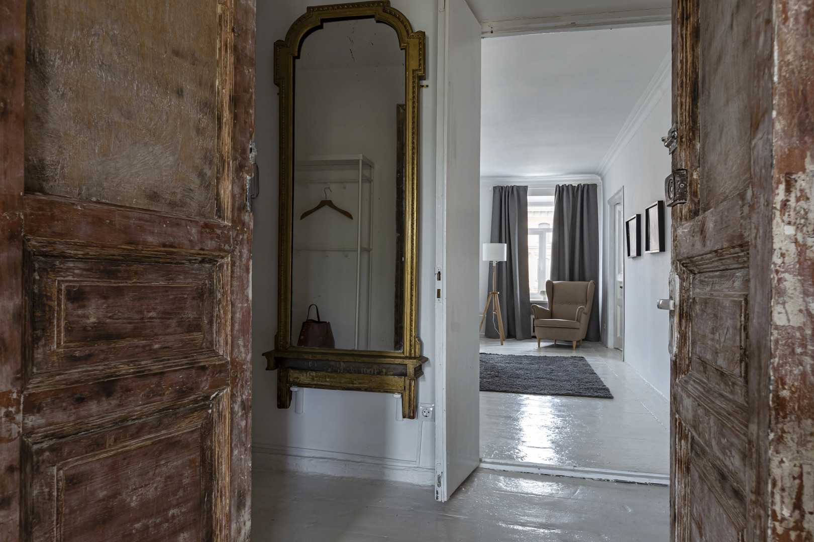 Квартира В Самом Центре С Парковкой