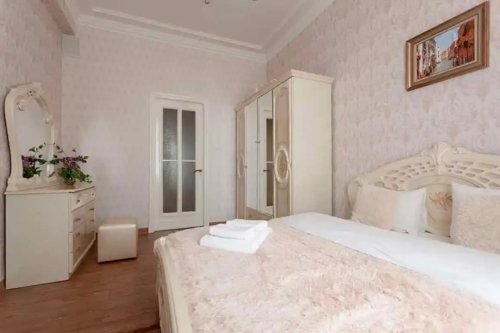 Апартаменты Улучшенные Трехомнатные Классик