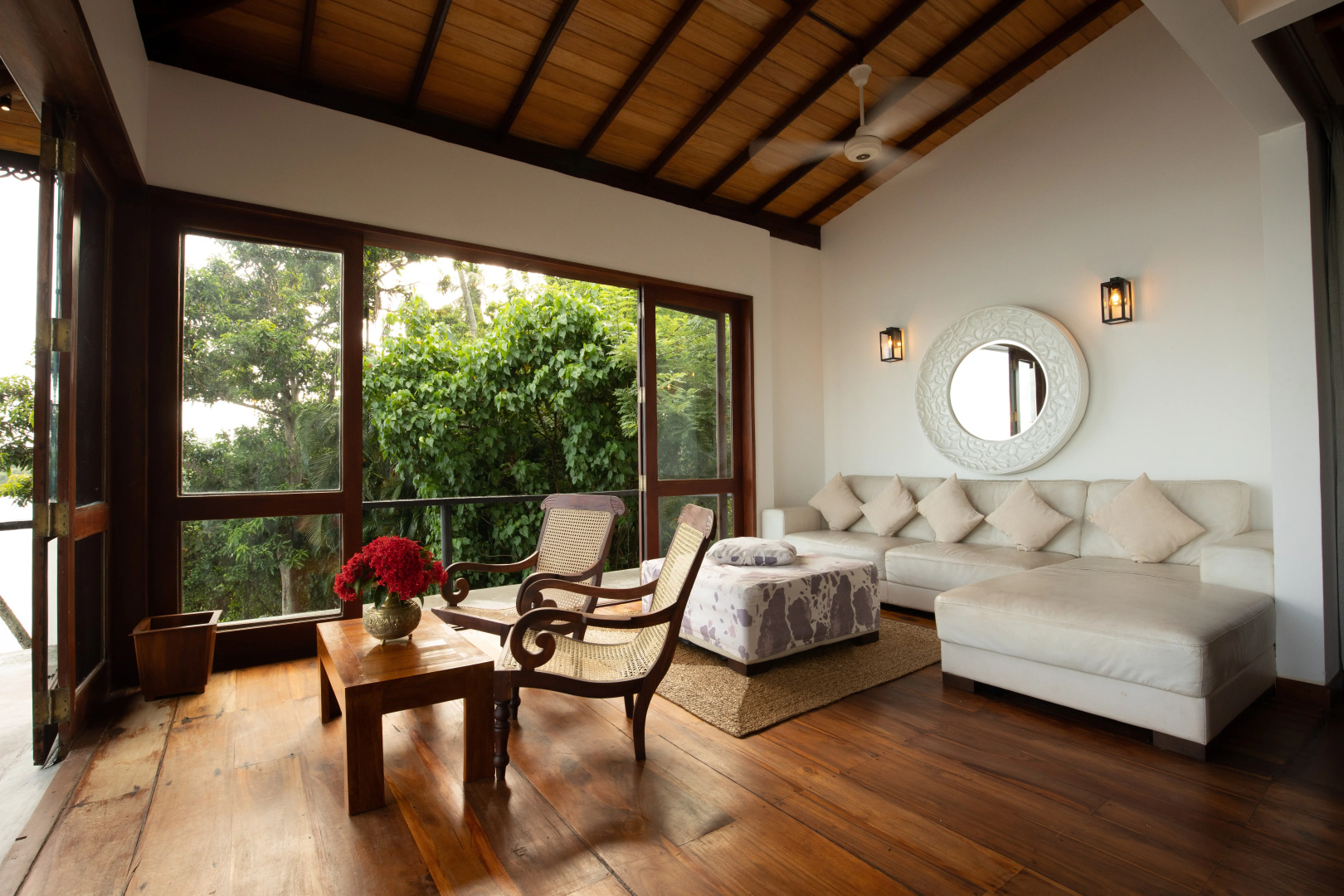 Вилла South Point Cottage 3 bedrooms Lake front