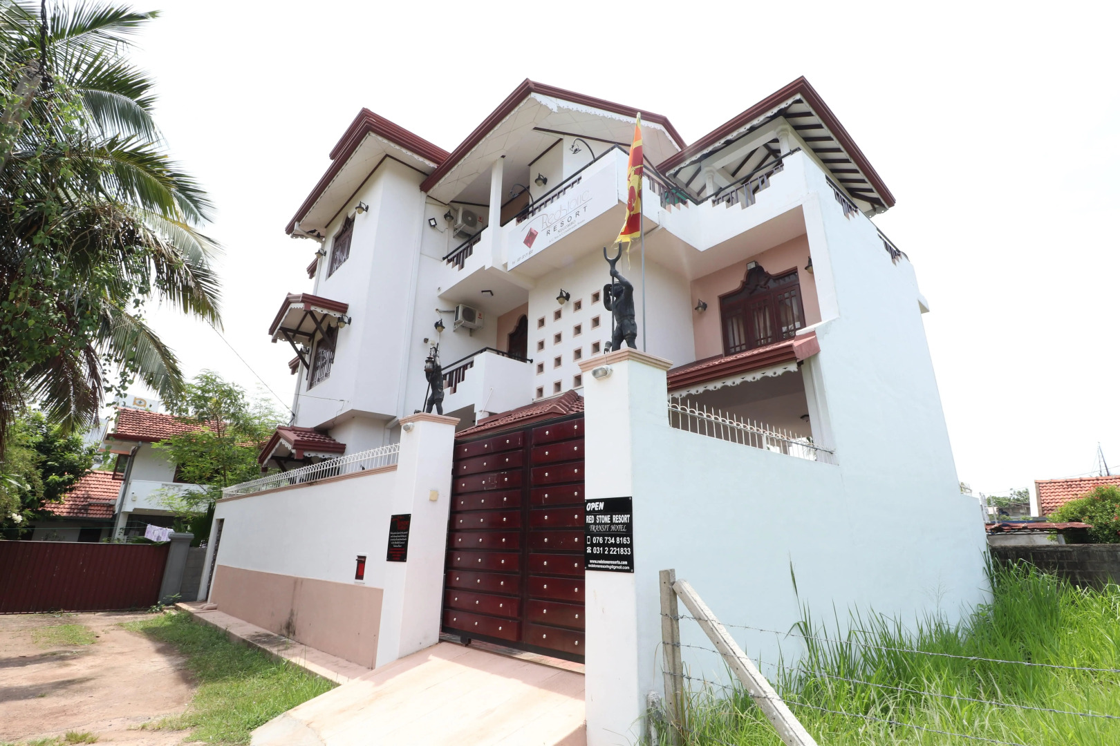 Вилла Yoho Red Stone Resort